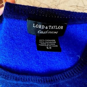 Lord & Taylor 100% Cashmere Color block sweater!!